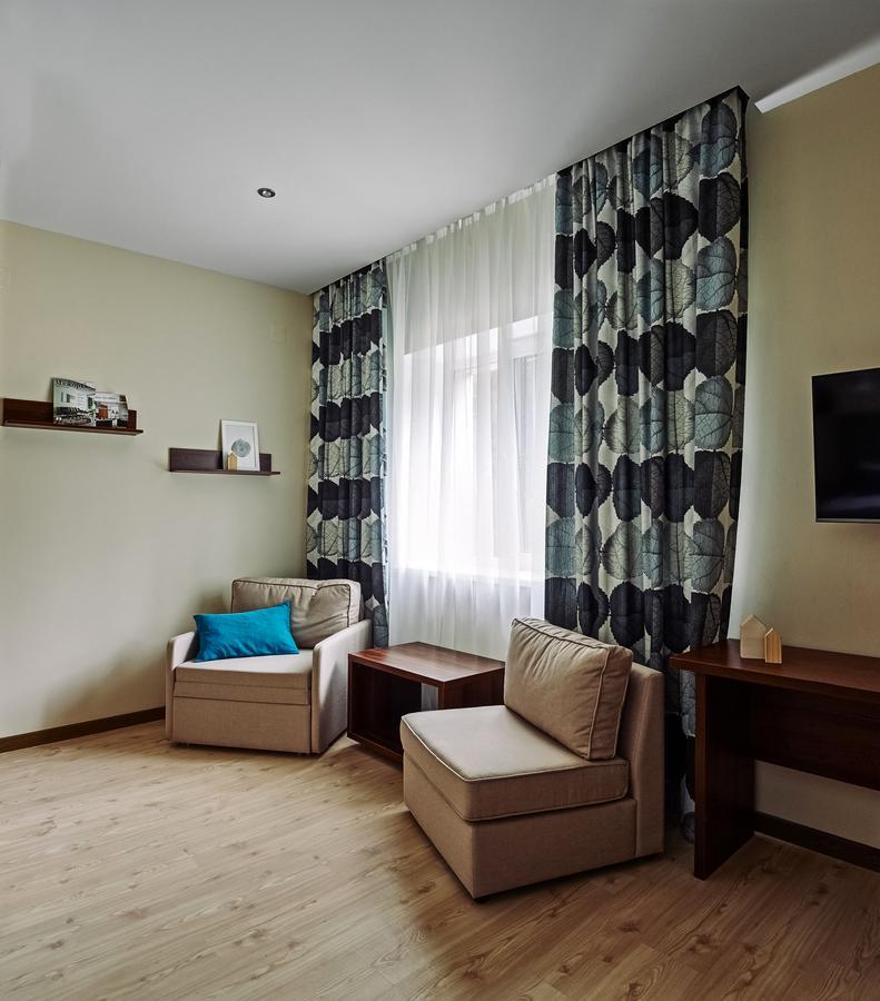 Isloch Park Hotel Rakaw Buitenkant foto