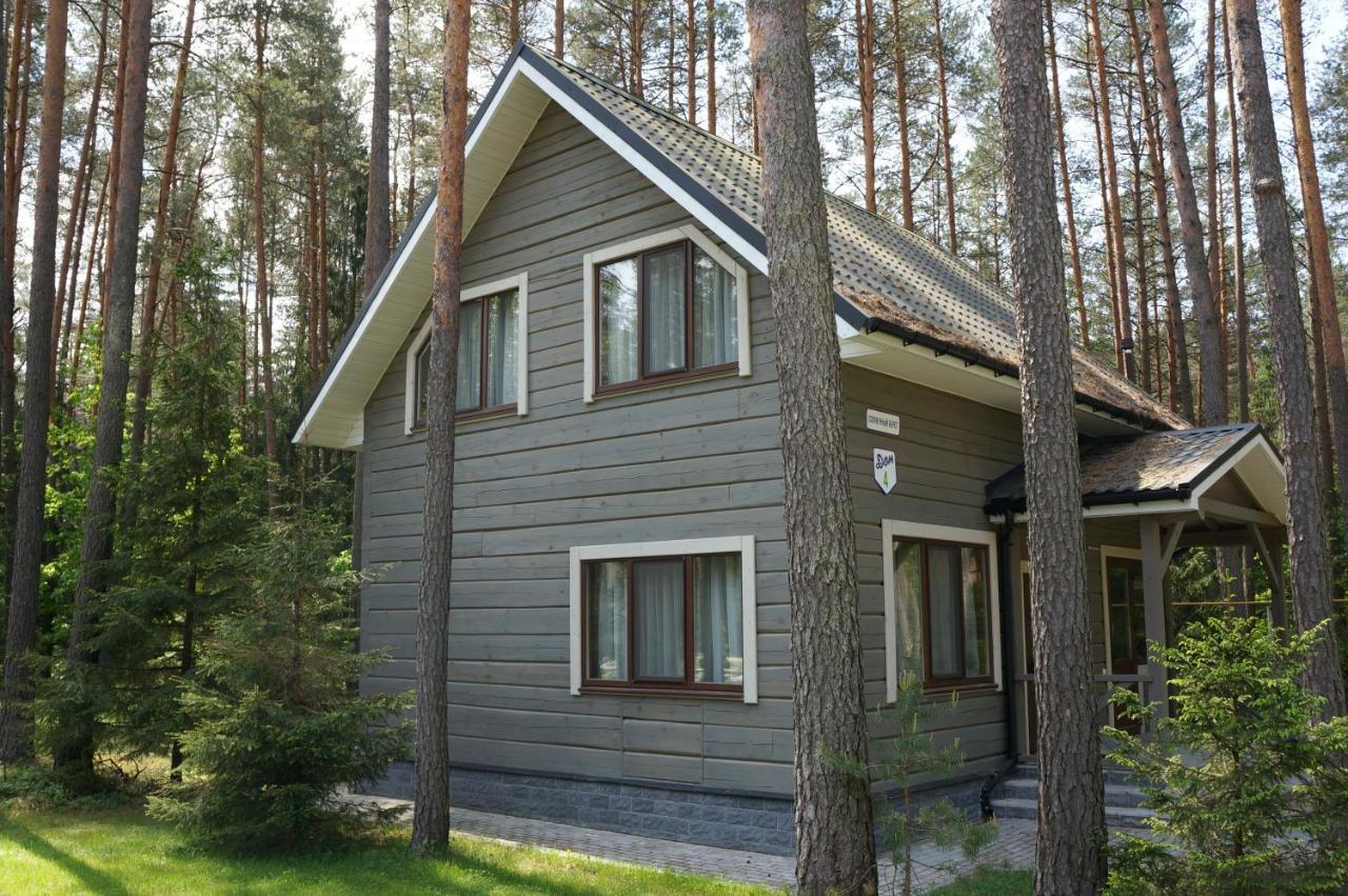 Isloch Park Hotel Rakaw Buitenkant foto
