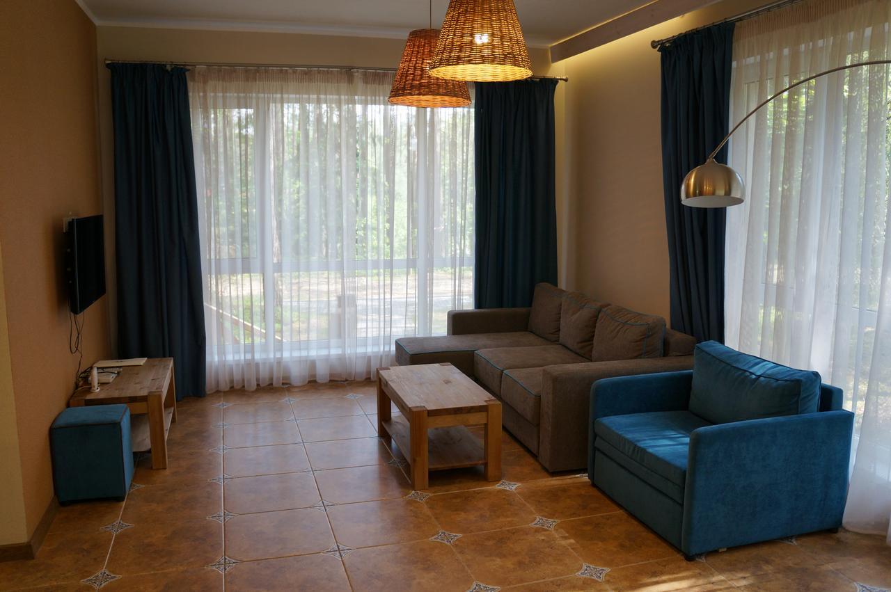 Isloch Park Hotel Rakaw Buitenkant foto